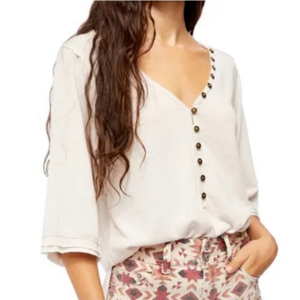 We The Free cream color shirt size small